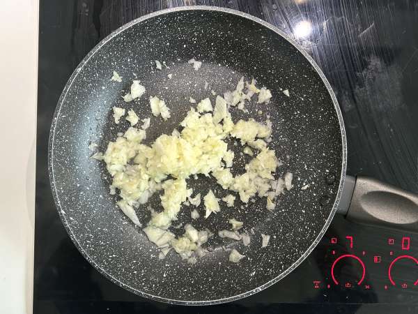 Vegetariska kåldolmar med svamp, ris och miso - Beredning steg 3