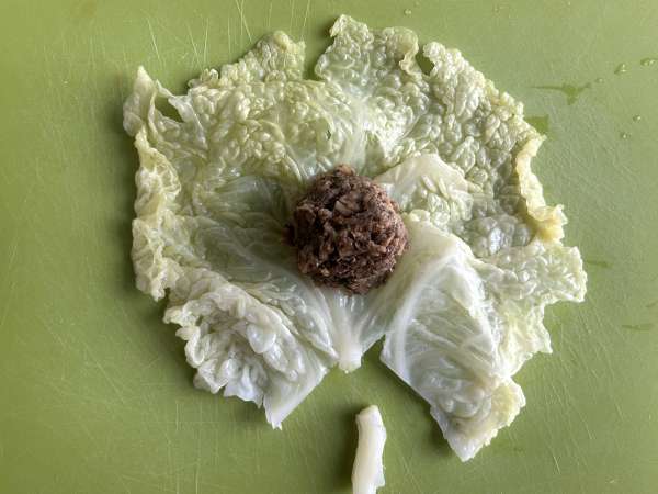 Vegetariska kåldolmar med svamp, ris och miso - Beredning steg 6