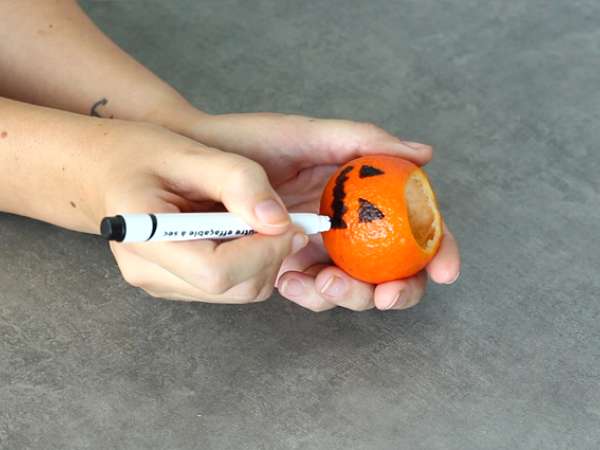 Halloween-klementiner och chokladmousse - Beredning steg 4