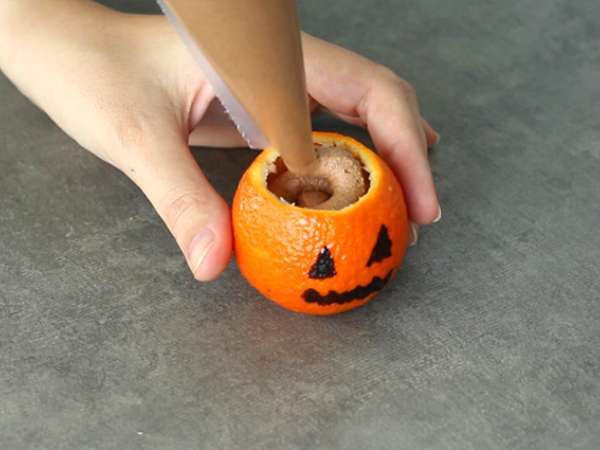 Halloween-klementiner och chokladmousse - Beredning steg 5