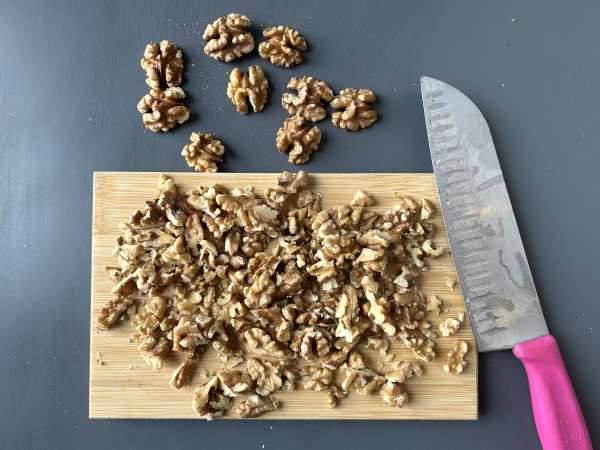 Veganskt bananbröd med miso, valnötter och choklad - Beredning steg 5