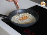 Hur man lagar Buldak med ostsmak? Snabbt och enkelt recept! - Beredning steg 4