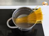 Pastaomelett i luftfritös - Beredning steg 1