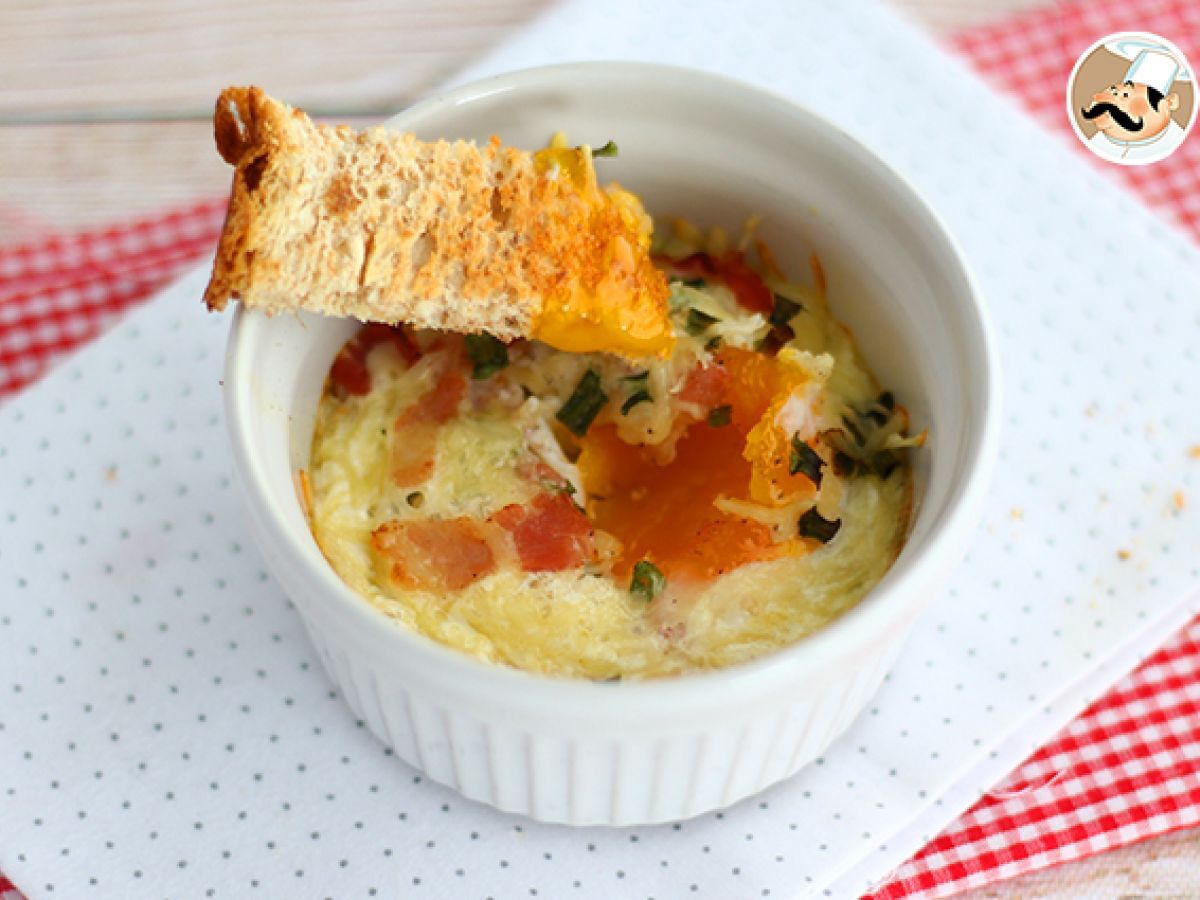 Ägg cocotte med bacon och gräslök, ett snabbt recept - foto 2