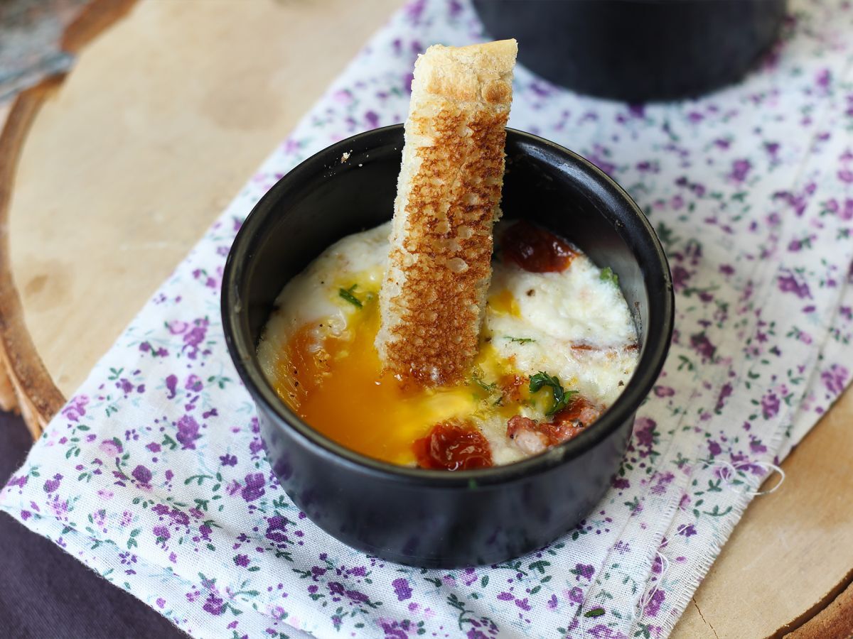 Ägggryta med getost och soltorkade tomater i Air Fryer!