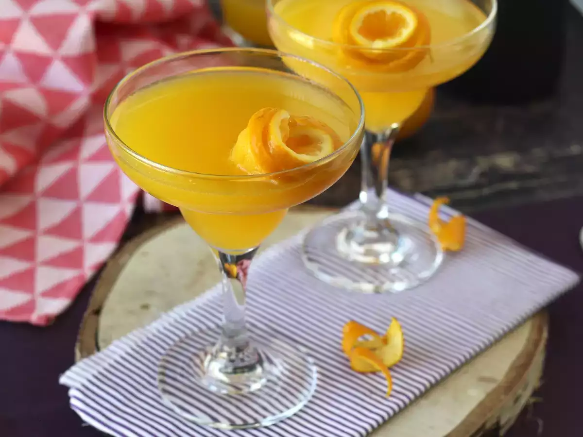 Agua de Valencia, en medelhavscocktail med cava och apelsin som du kan göra hemma. - foto 5