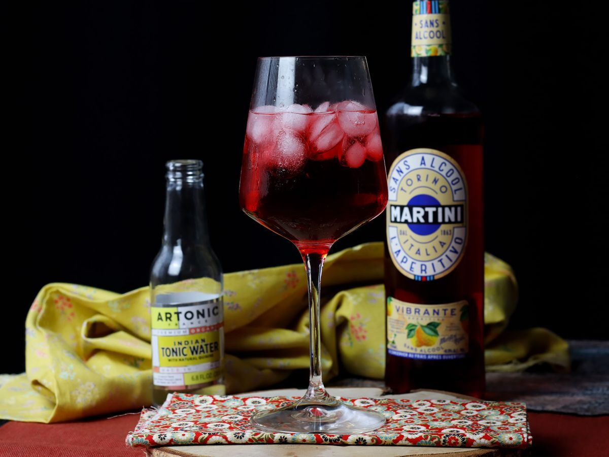 Alkoholfri Martini Tonic, den fräscha, fruktiga cocktailen! - foto 3