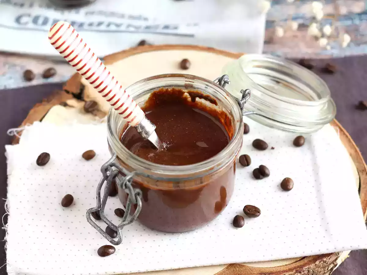 Äntligen en pålägg för kaffeälskare! Med choklad och hasselnötter - foto 2