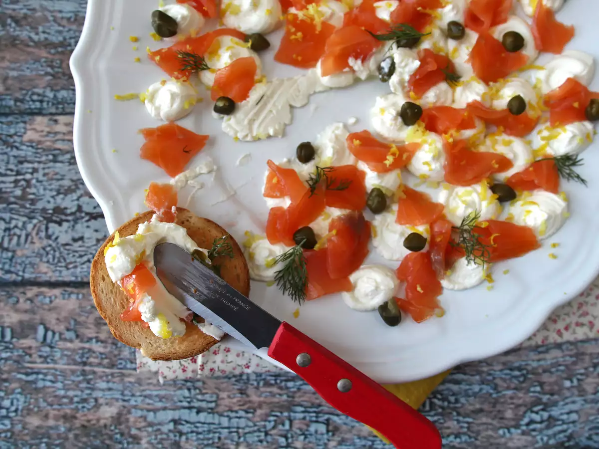 Aperitifspread med rökt lax