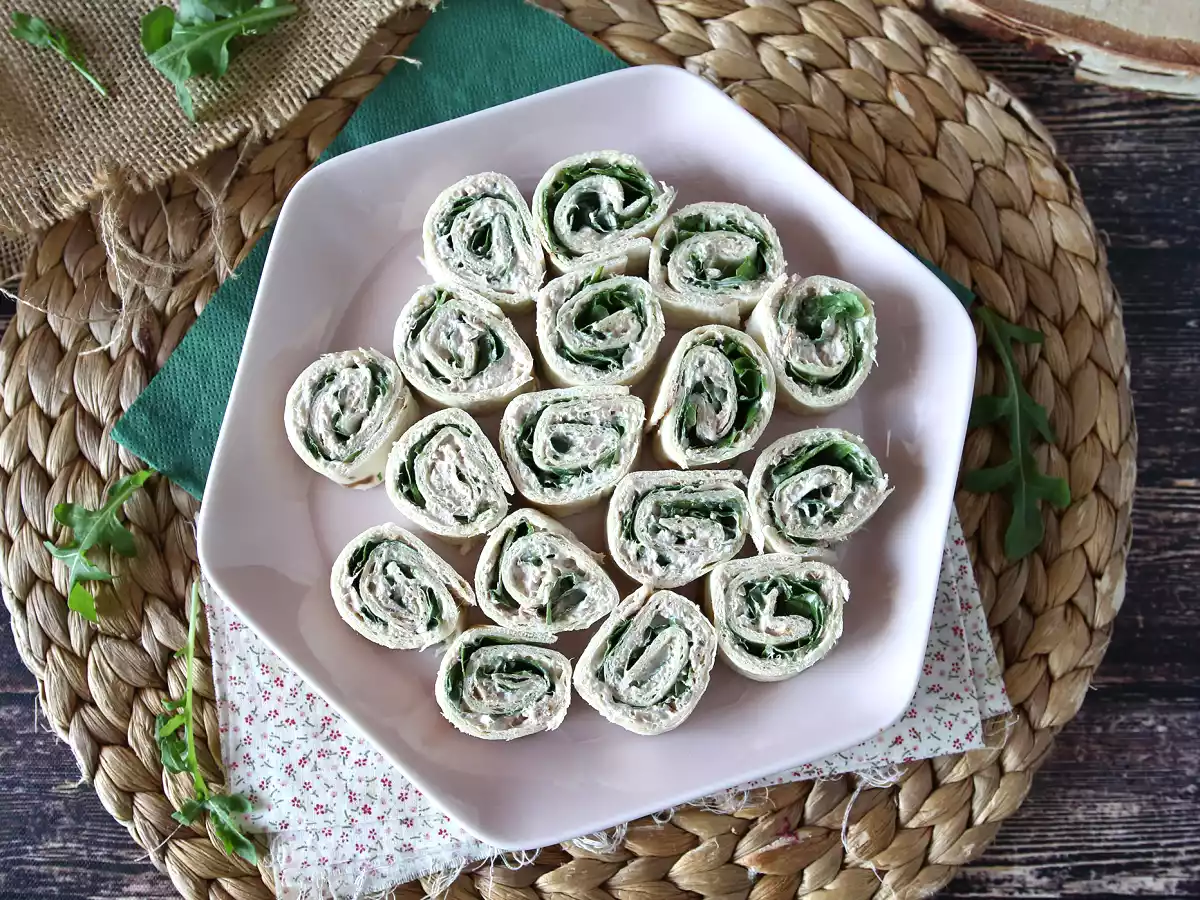 Aperitifwraps med tortillas, tonfisk och färskost - foto 4
