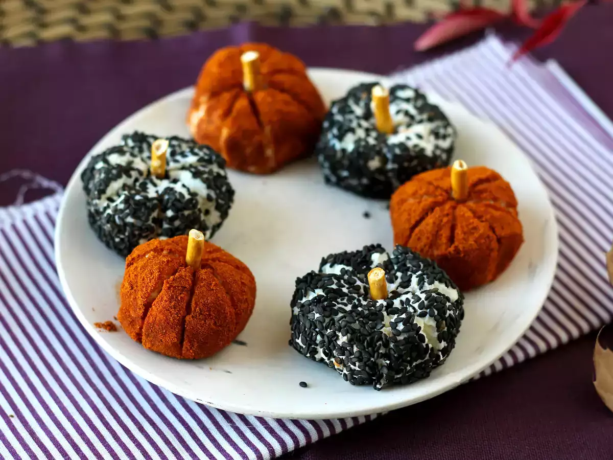 Aptitretande ostsmörgås i form av pumpor, perfekt för Halloween! - foto 5