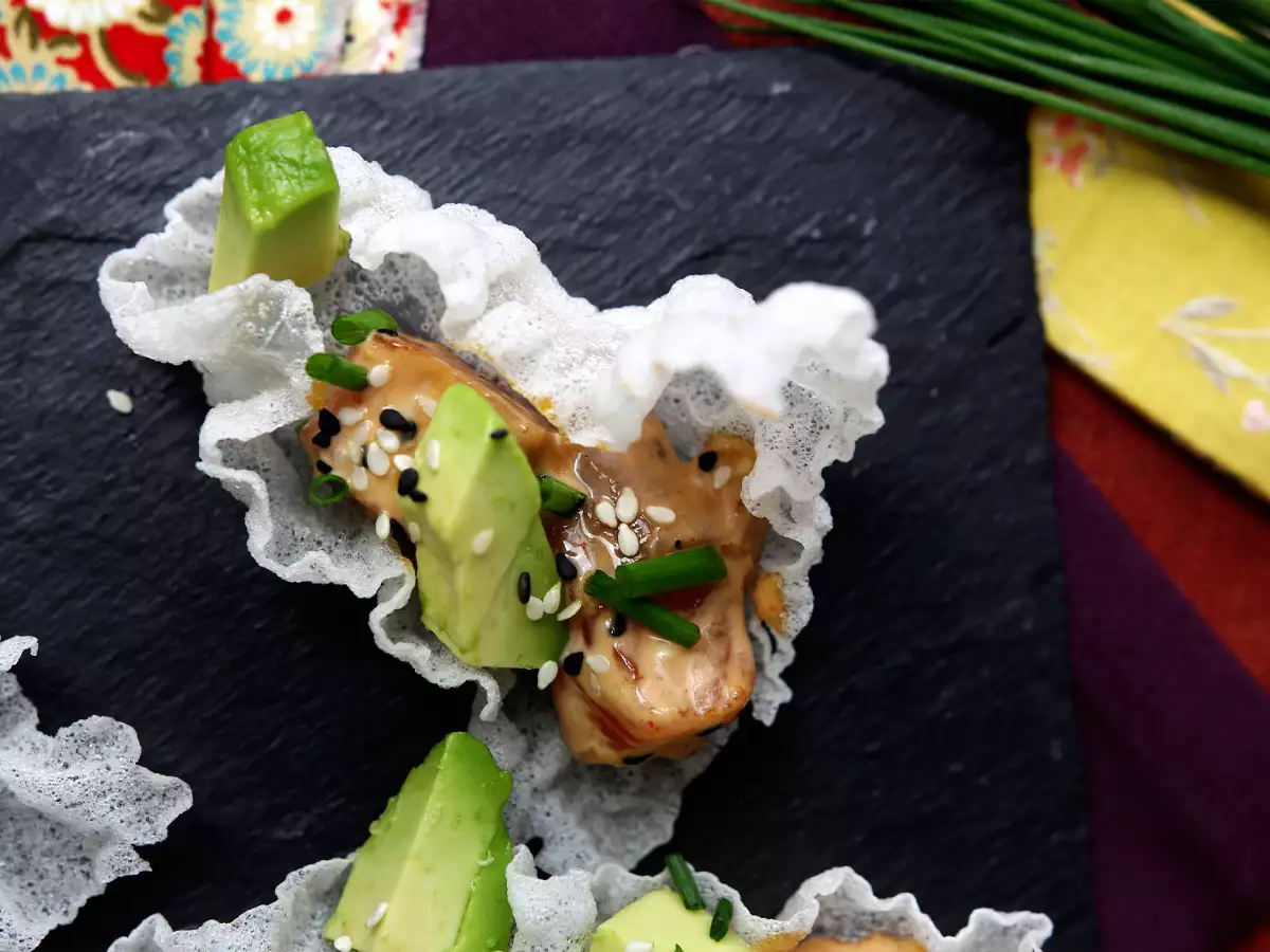 Asiatiska tacos: laxtartar i rischips - foto 6