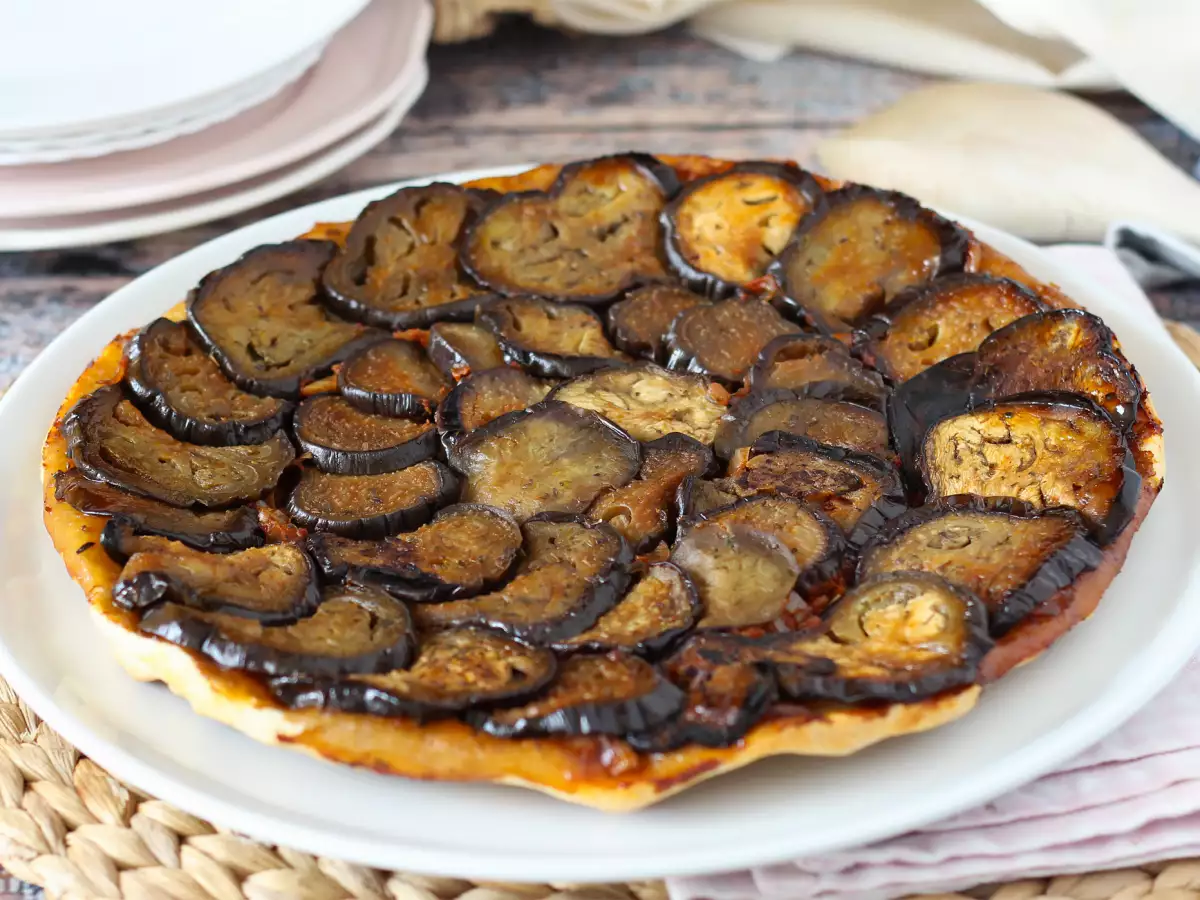 Aubergine-tarte tatin – en oemotståndligt god, salt variant! - foto 3
