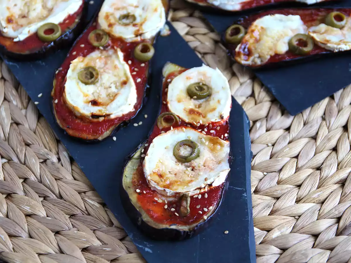 Auberginetoast med tomat- och getostcoulis - foto 2