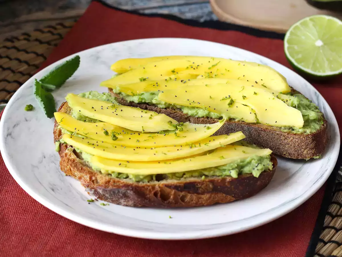 Avokado toast med mango och lime: ett fräscht, snabbt och gott recept - foto 5