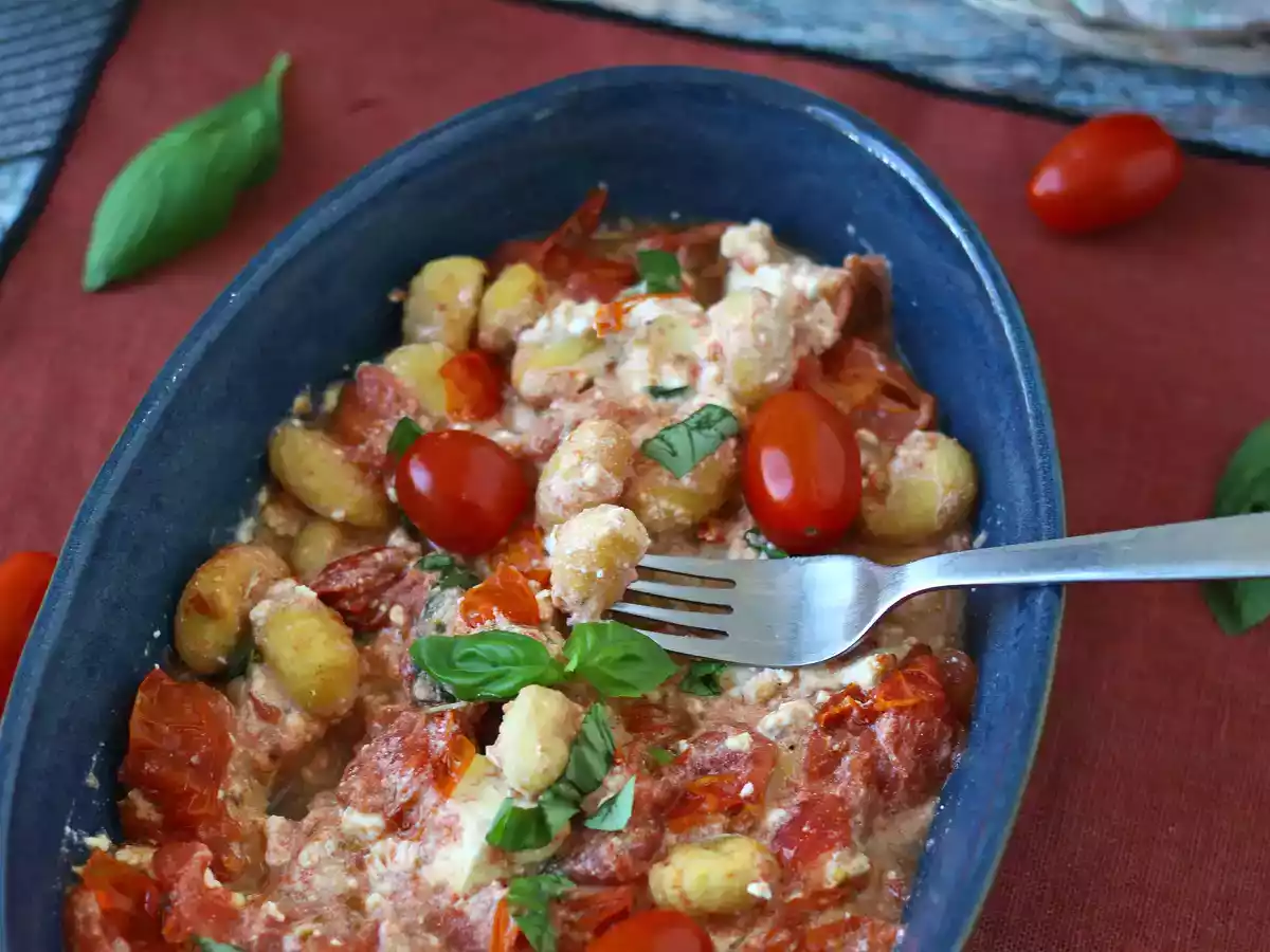 Bakad feta gnocchi med Airfryer, en supersnabb rätt med körsbärstomater och feta! - foto 2