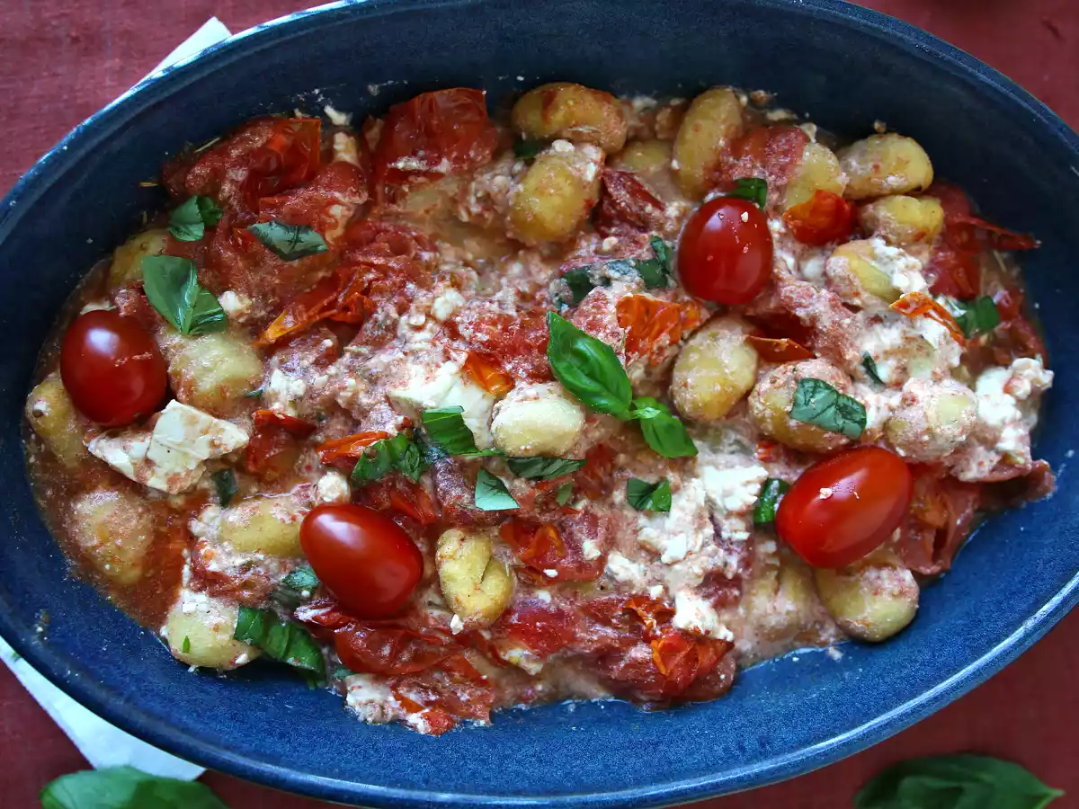 Bakad feta gnocchi med Airfryer, en supersnabb rätt med körsbärstomater och feta! - foto 3