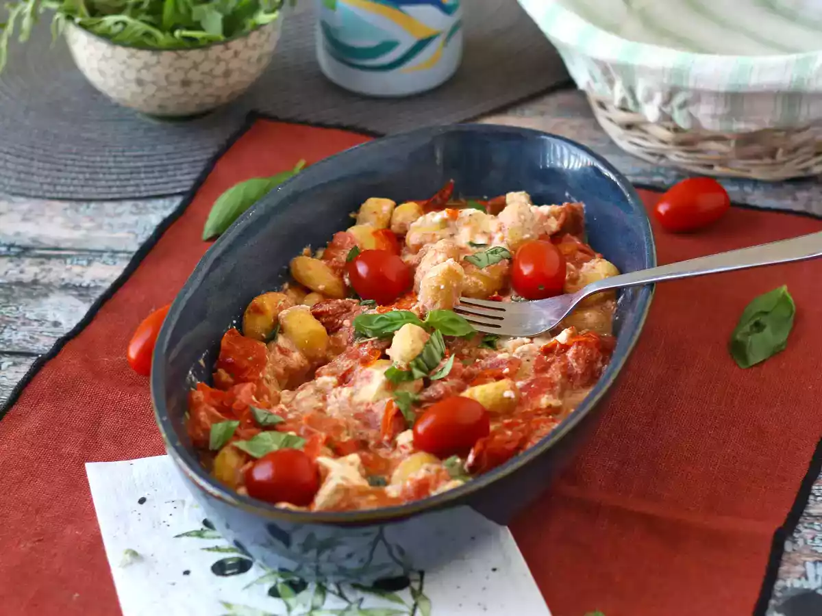 Bakad feta gnocchi med Airfryer, en supersnabb rätt med körsbärstomater och feta! - foto 4