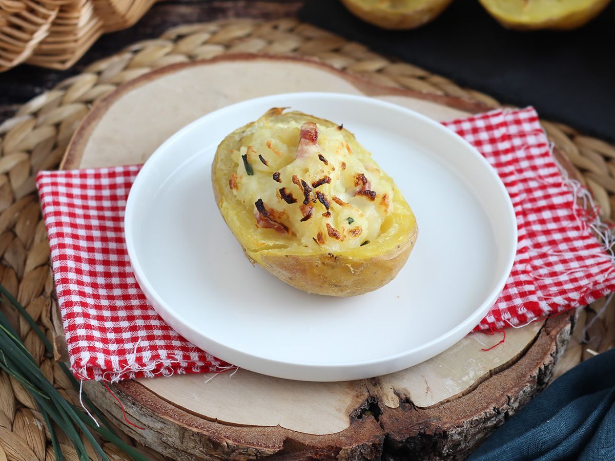 Bakad potatis fylld med bacon och ost - foto 6