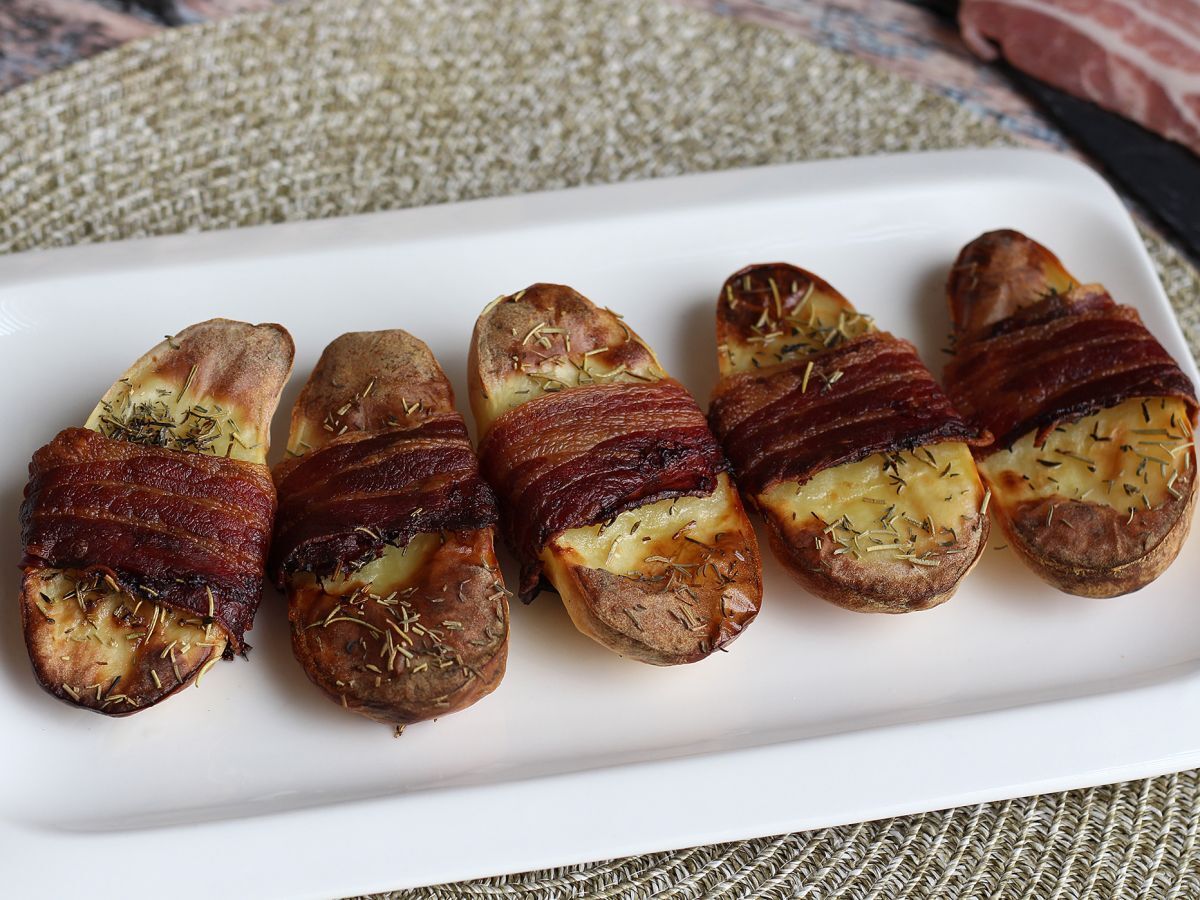 Bakad potatis inlindad i rökt bacon - foto 3