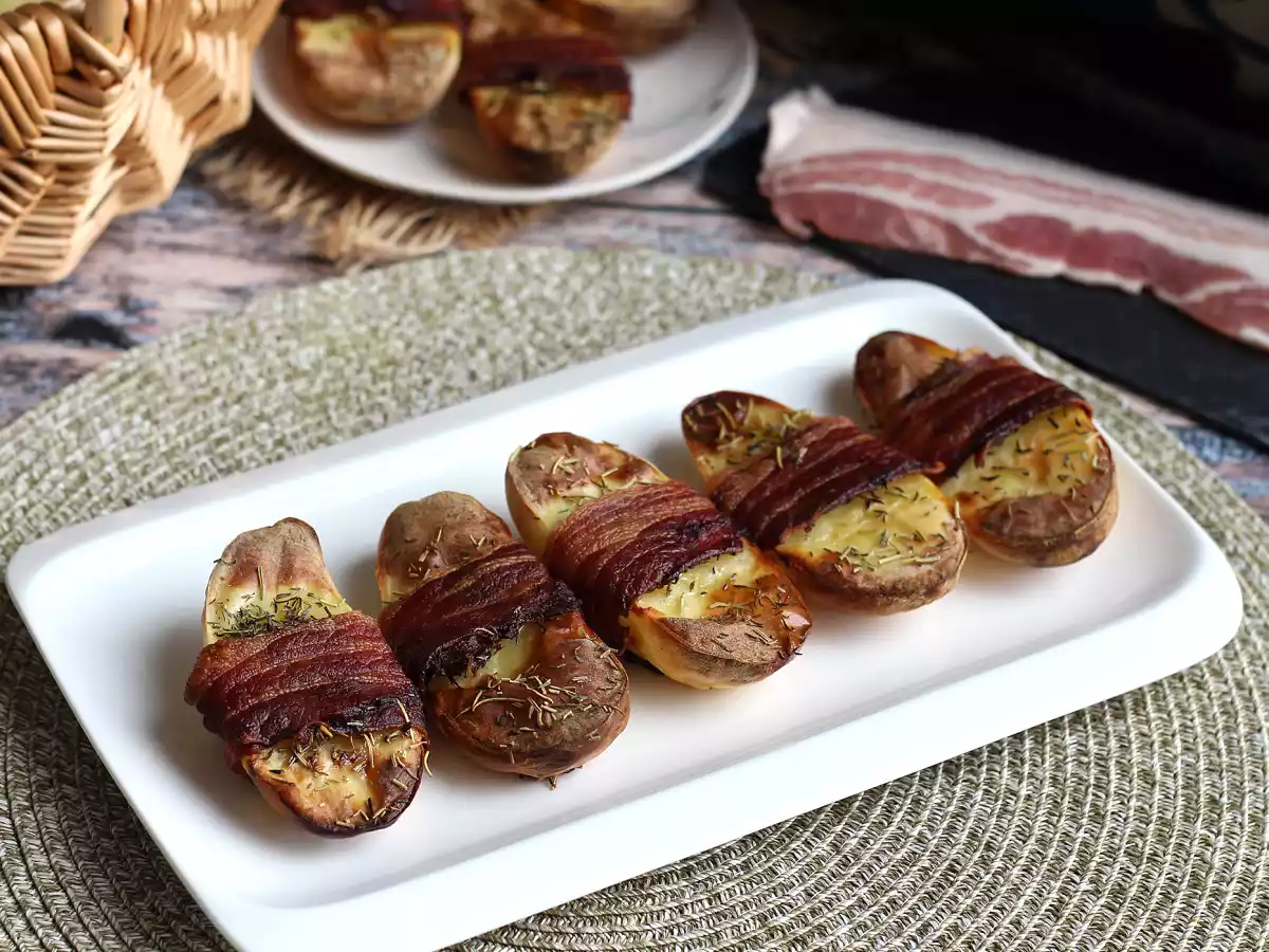 Bakad potatis inlindad i rökt bacon - foto 4