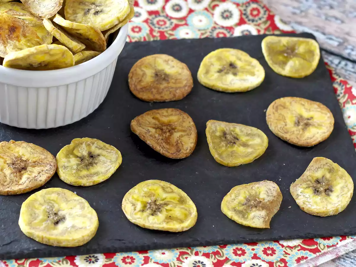 Bakade bananchips i ugnen