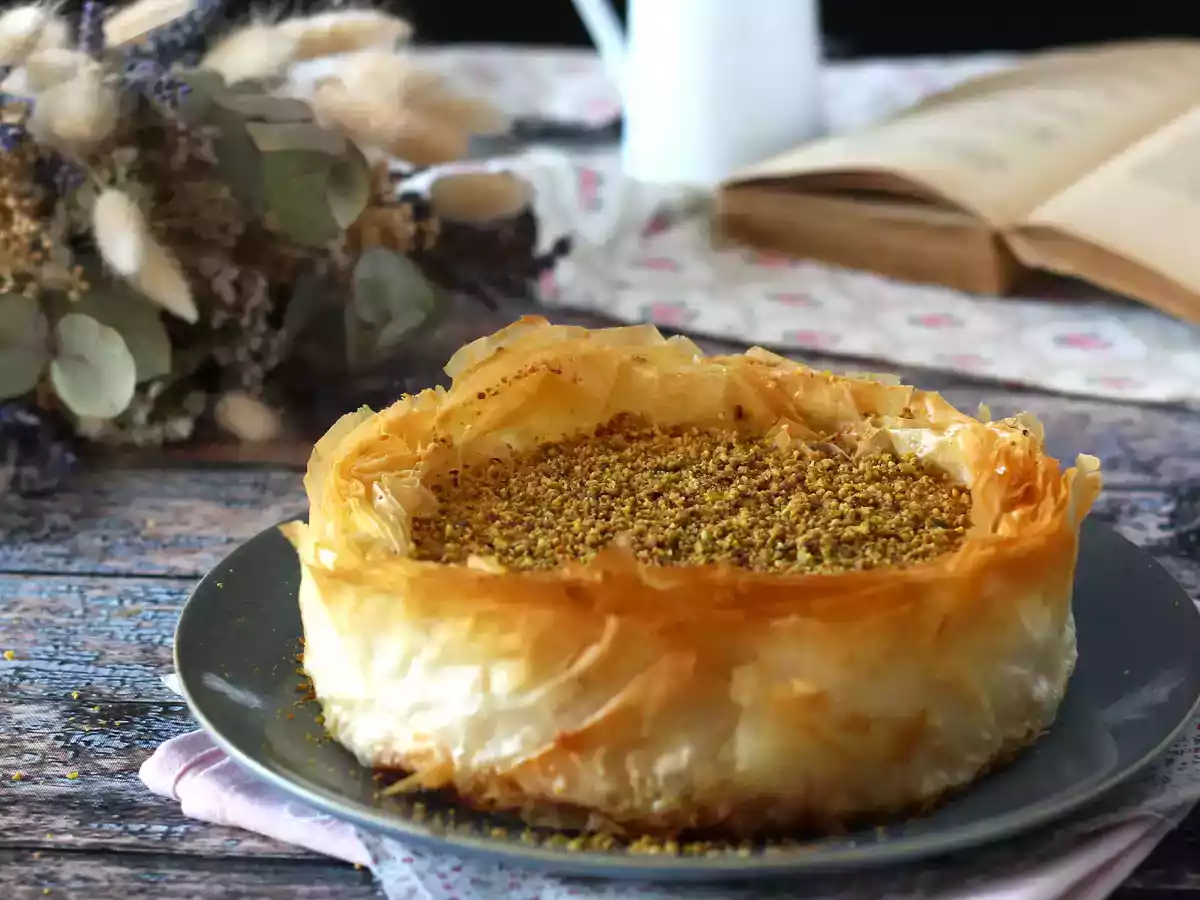 Baklava-liknande cheesecake med pistage, krispig och smältande - foto 5