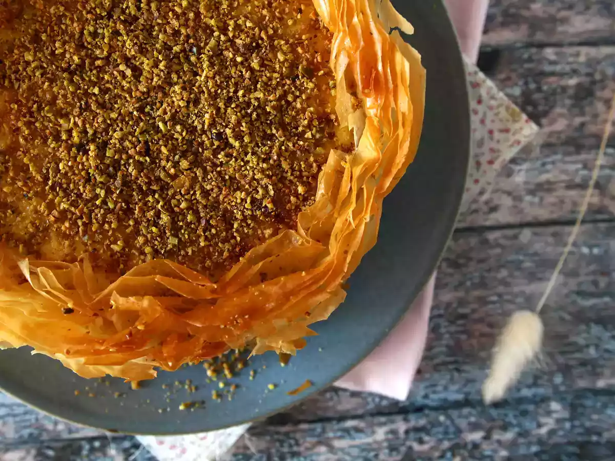Baklava-liknande cheesecake med pistage, krispig och smältande - foto 7