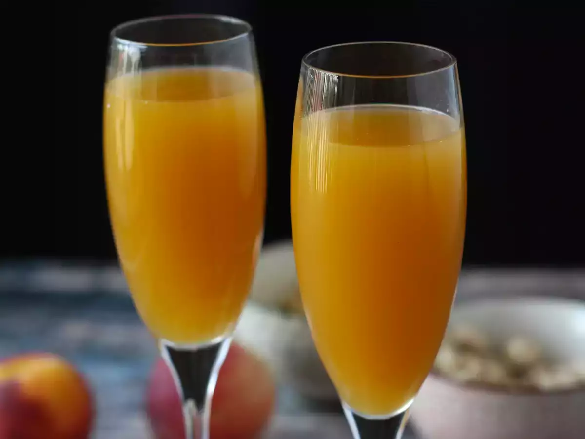 Bellini, den enkla italienska persikococktailen som du kan göra hemma! - foto 2