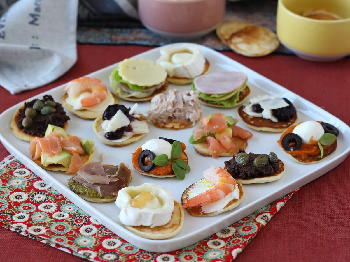 Blinis med fyllningar, den perfekta varierade aperitifen för festsäsongen