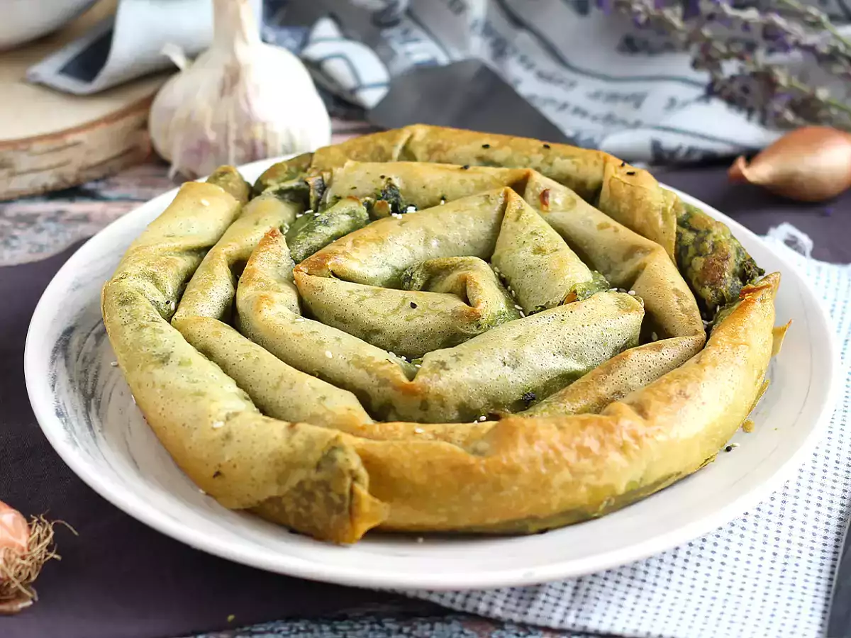Borek, turkisk spenat- och ostpaj