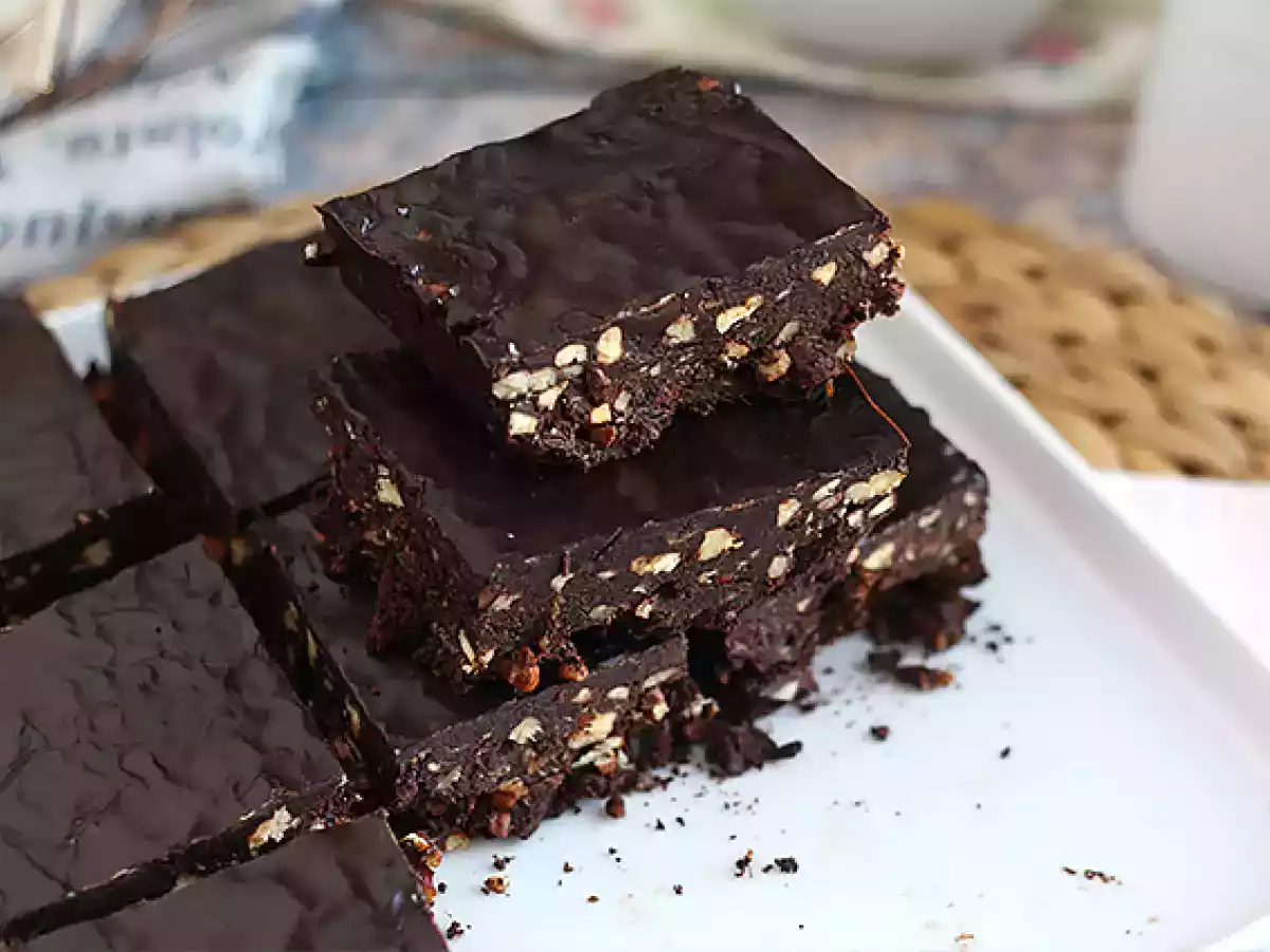 Brawnie - Raw brownie med dadlar