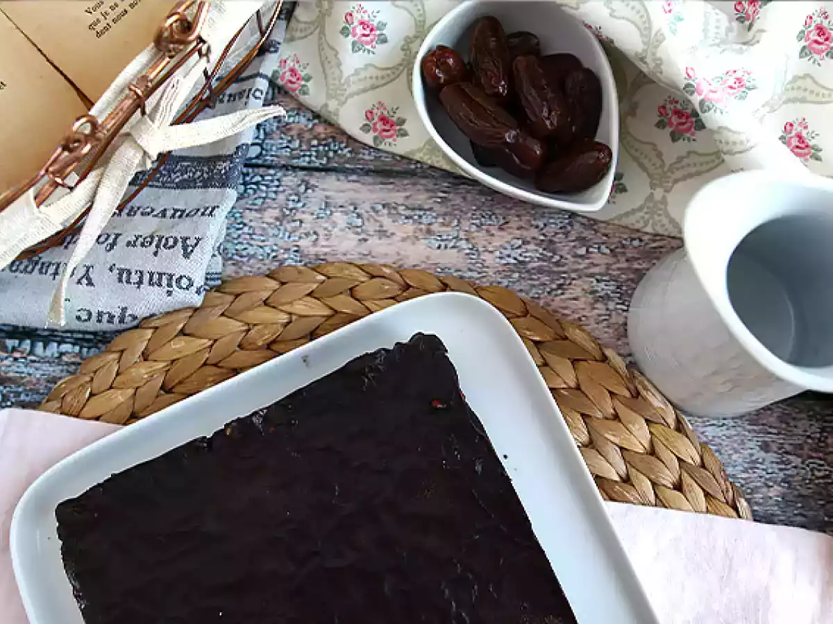 Brawnie - Raw brownie med dadlar - foto 3