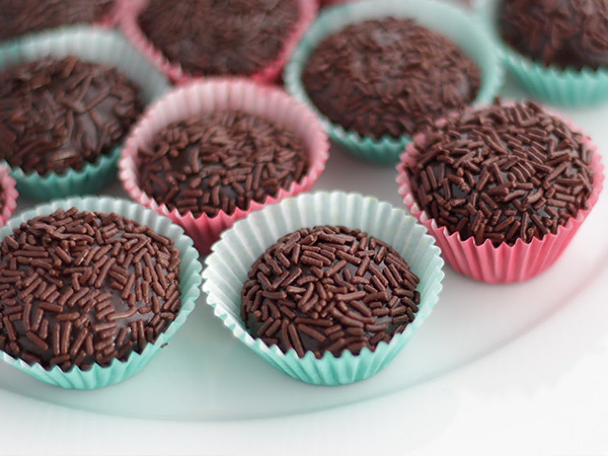 Brigadeiro, små brasilianska godbitar - foto 3