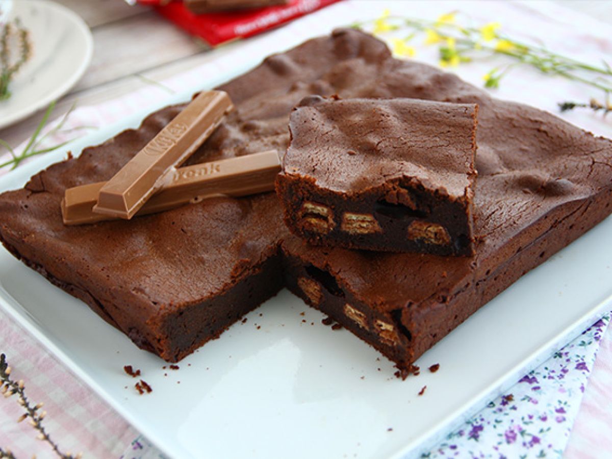 Brownie med Kit Kat ®