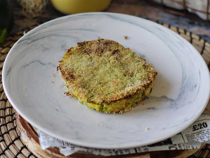 Burgare med zucchini och potatis i luftfritös