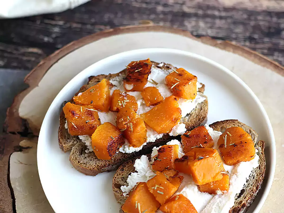 Butternut ricotta och äggsmörgåsar - foto 2
