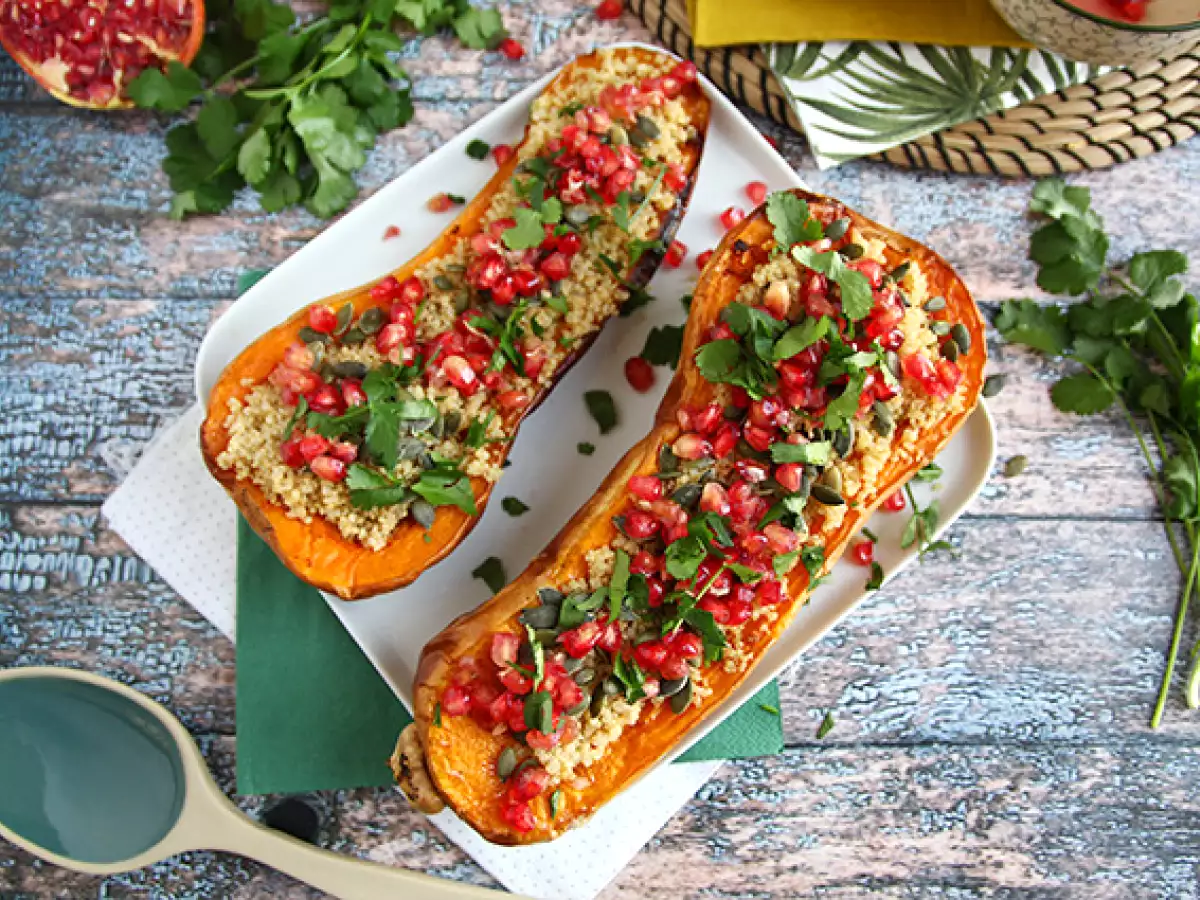 Butternutpumpa fylld med quinoa och granatäpple - foto 3