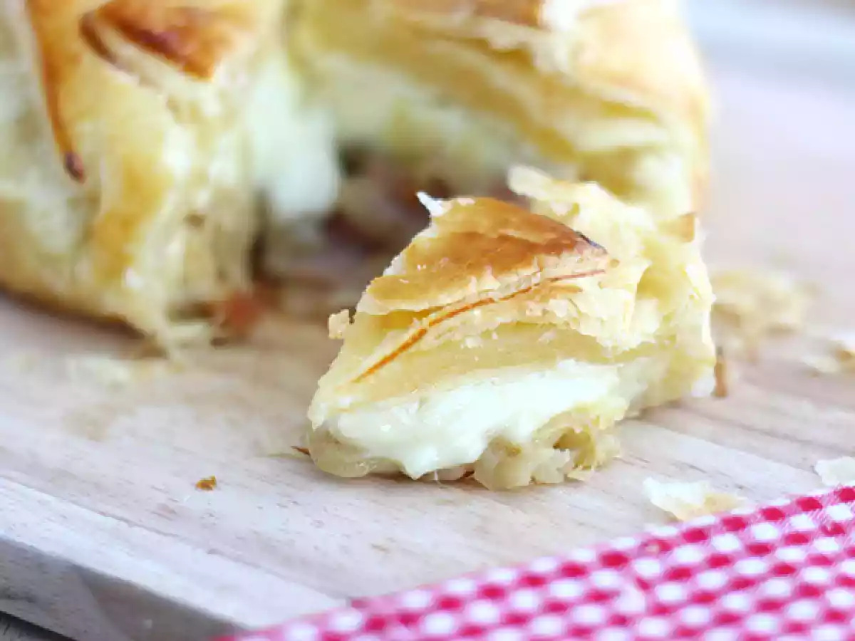 Camembert i smördeg med skinka och lök - foto 2