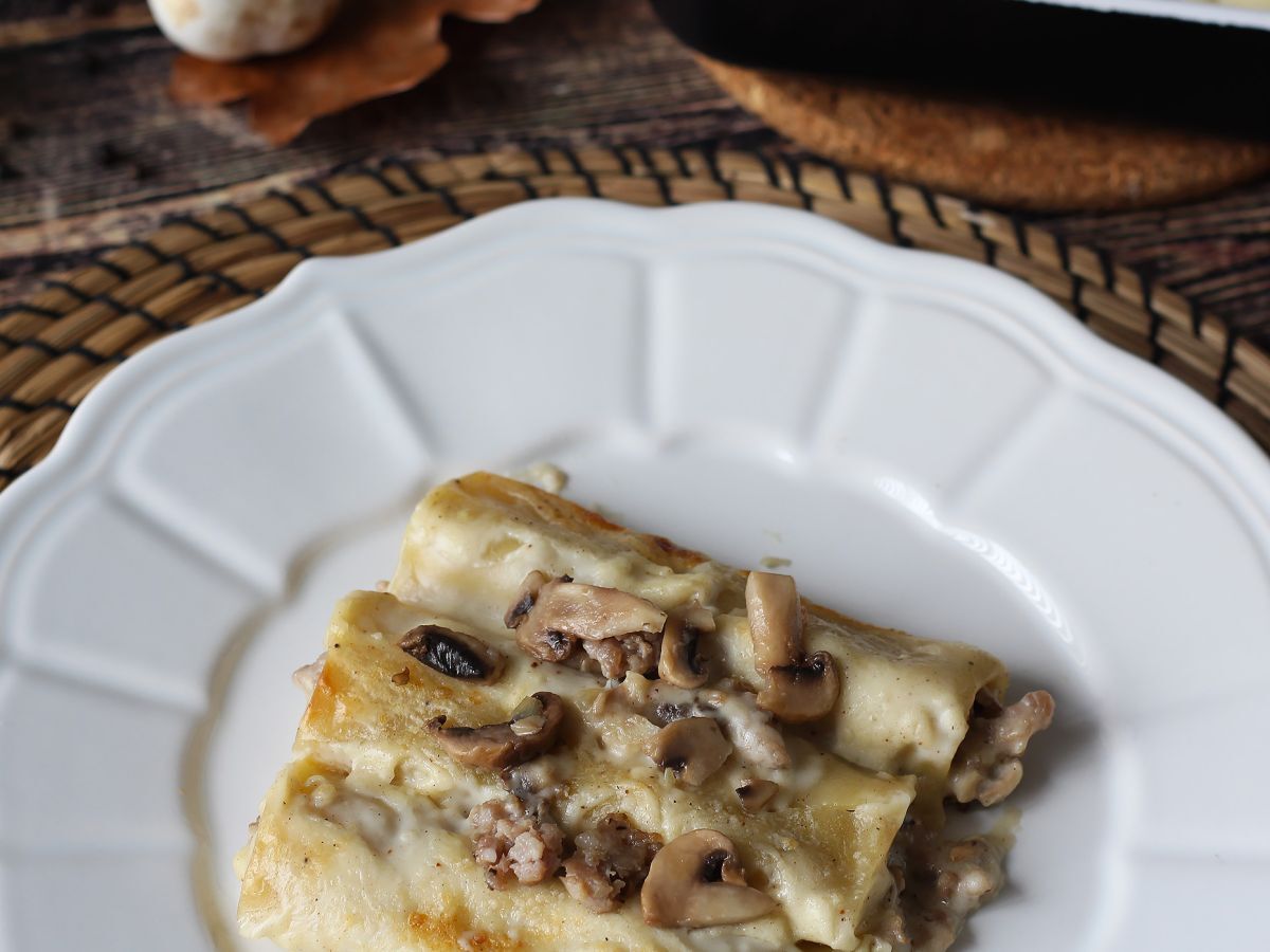 Cannelloni med svamp och korv: en rik och välsmakande huvudrätt - foto 4