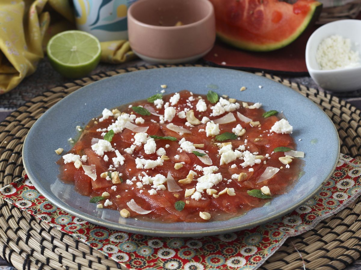 Carpaccio av vattenmelon: en uppfriskande förrätt för sommaren