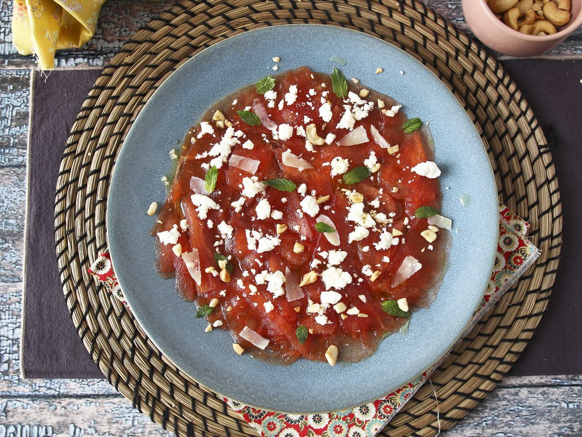 Carpaccio av vattenmelon: en uppfriskande förrätt för sommaren - foto 2