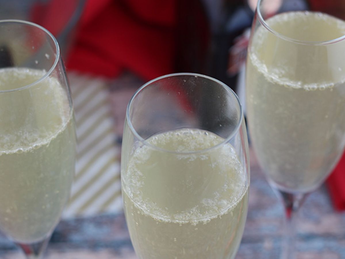 Champagnesoppa, en festlig cocktail - foto 2