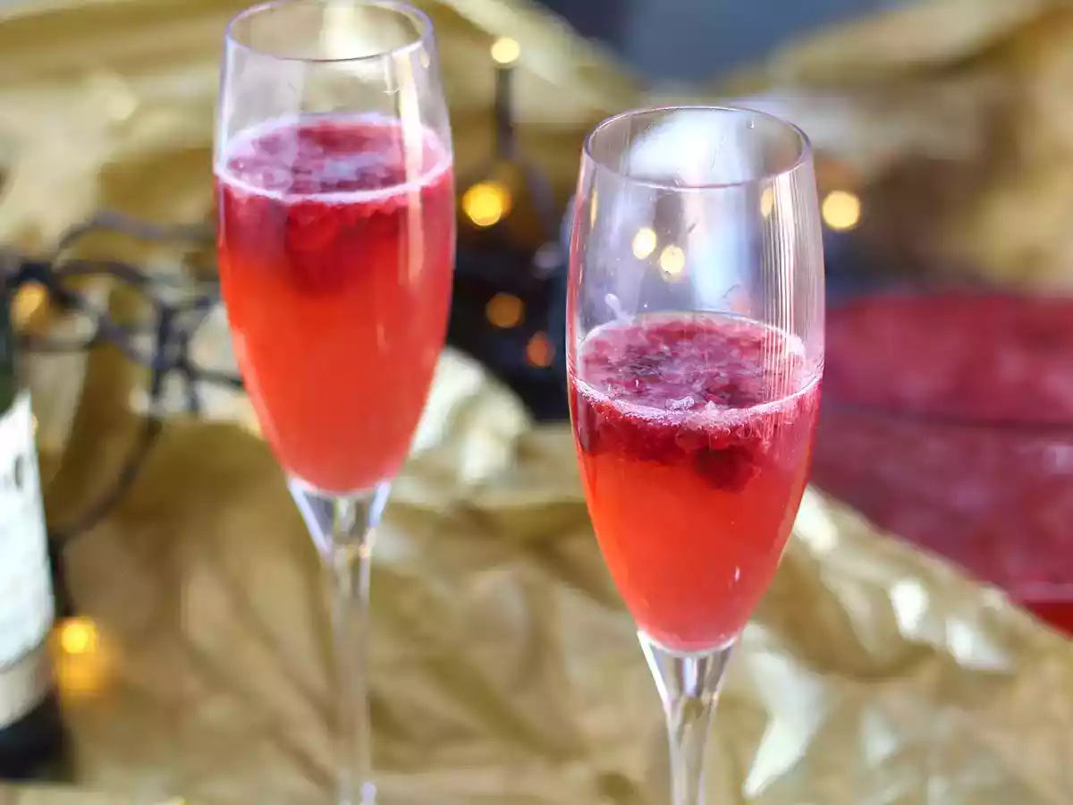 Champagnesoppa med hallon - foto 3