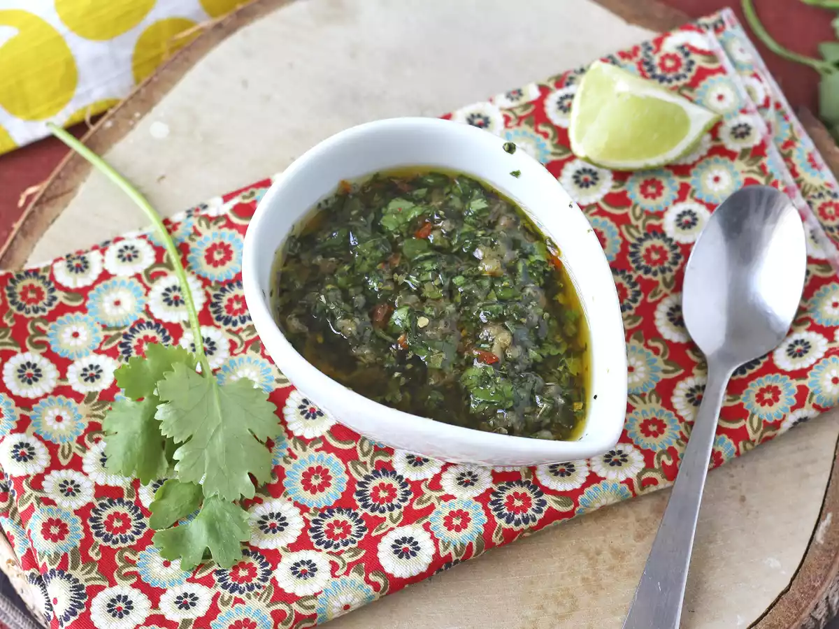 Chimichurri-sås: den perfekta såsen för dina grillfester och asados. - foto 5