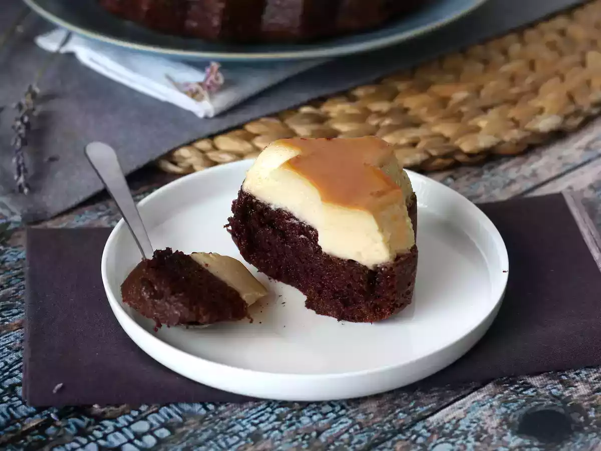 Choco flan, den perfekta kombinationen av en saftig chokladkaka och en vaniljkaramellflan - foto 3