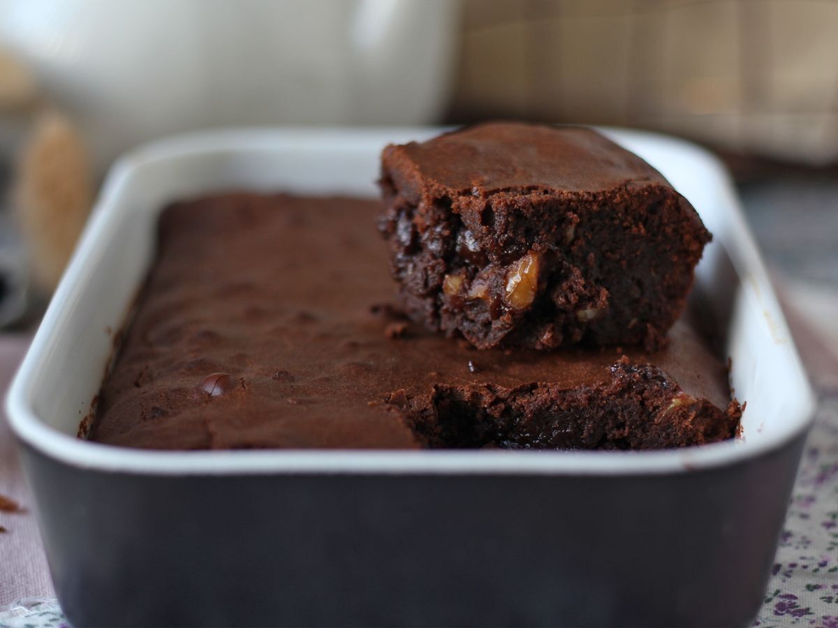 Choklad- och valnötsbrownie i luftfritösen - foto 5