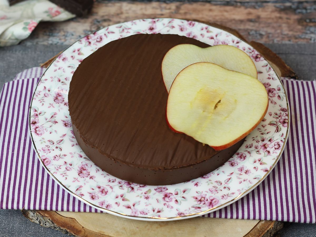 Chokladäpple fudge, en superenkel dessert att göra med bara 2 ingredienser! - foto 3