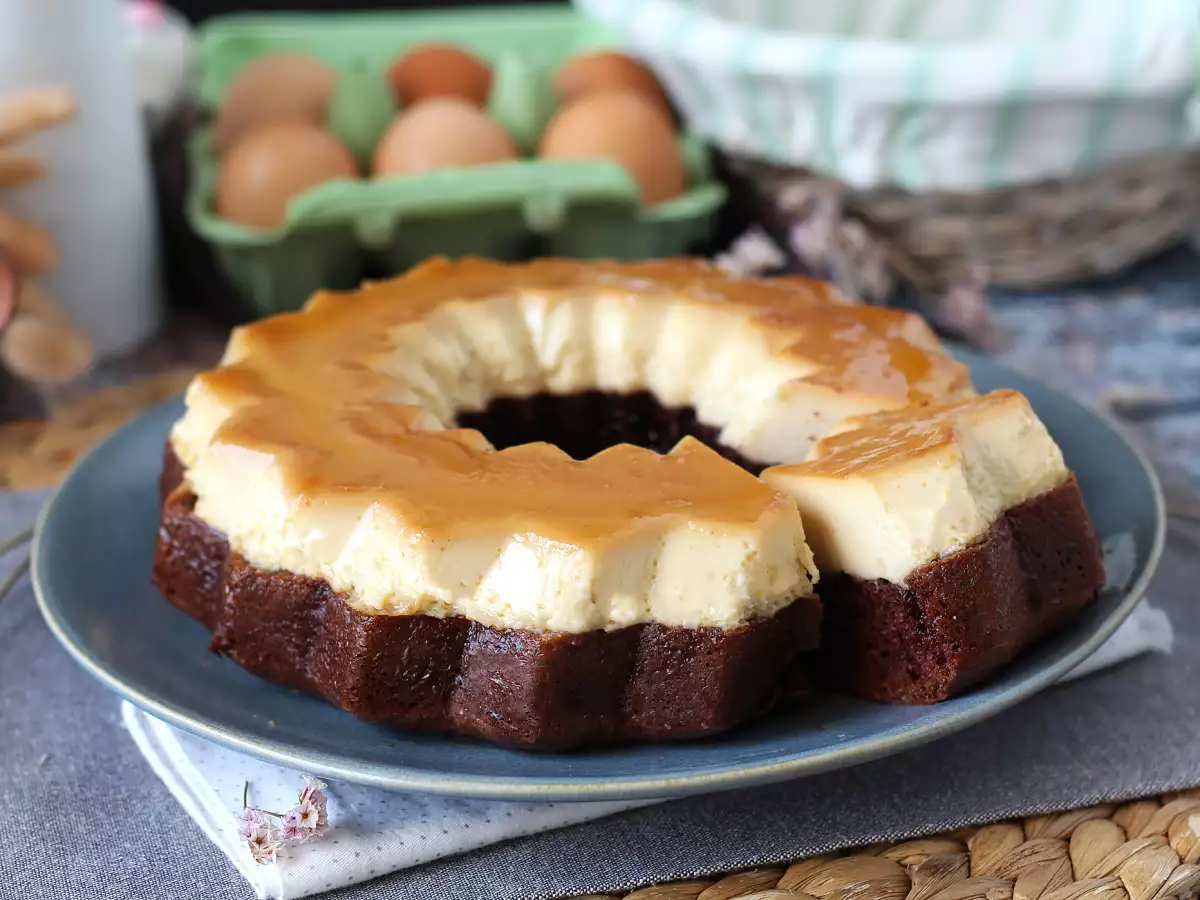 Chokladflan med saftig chokladkaka, vaniljflan och karamell - foto 7