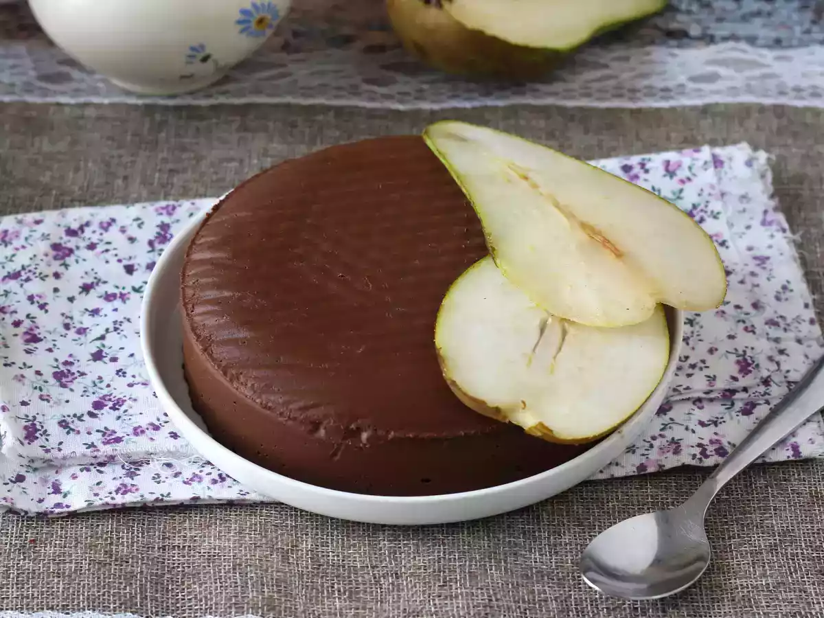 Chokladpäronfudge, en superenkel dessert att göra med bara 2 ingredienser!